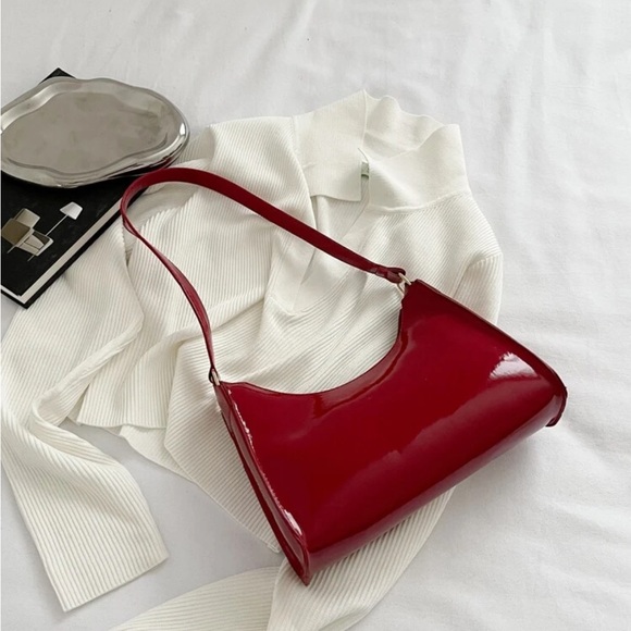 Red Shoulder Bag - Picture 1 of 1